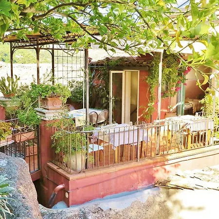 ベッド・アンド・ブレックファスト B＆b ロルト スル テット ラグーザ